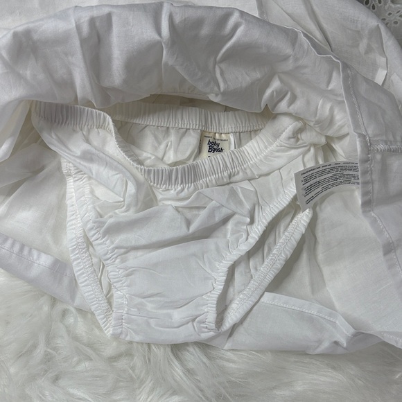 OshKosh B'gosh White Eyelet Casual Dress - Picture 9 of 10